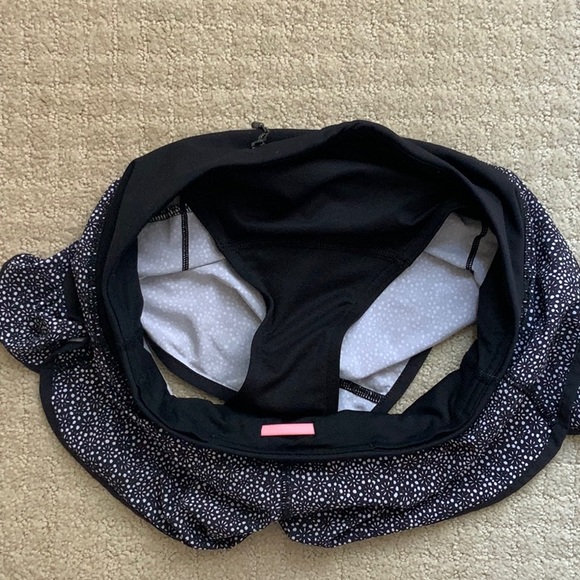 Lululemon Speed Up Short - Picture 6 of 6